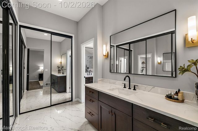 4335 Echo Road, Bloomfield Charter Township, MI 48302