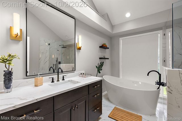 4335 Echo Road, Bloomfield Charter Township, MI 48302