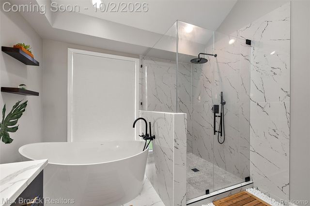 4335 Echo Road, Bloomfield Charter Township, MI 48302