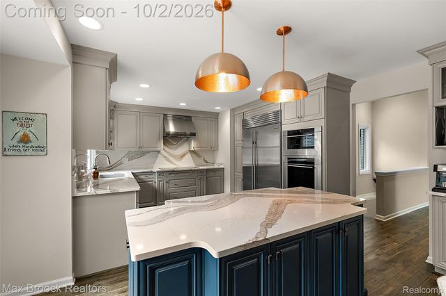 4335 Echo Road, Bloomfield Charter Township, MI 48302