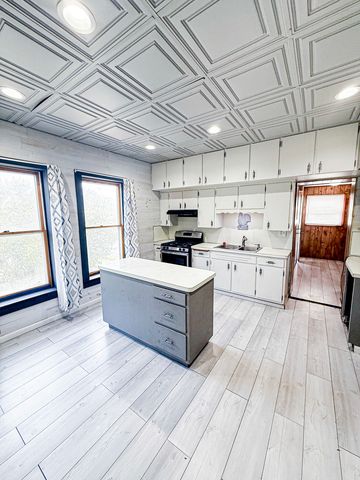 309B N HARLEM Avenue, Peotone, IL 60468