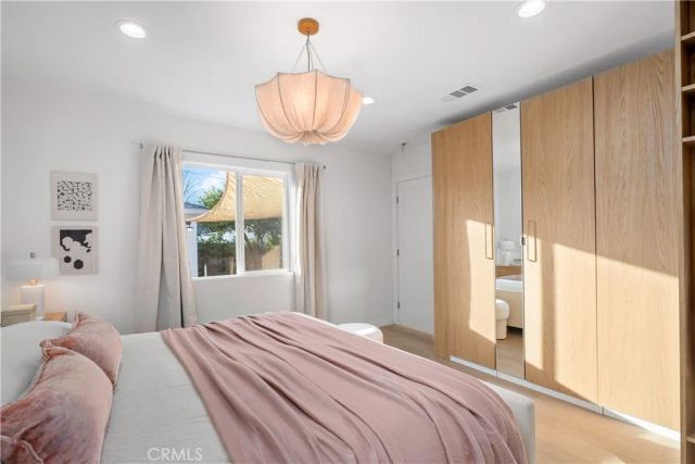 5625 Saint Clair Avenue, Valley Village, CA 91607