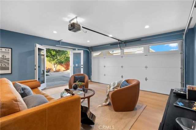 5625 Saint Clair Avenue, Valley Village, CA 91607