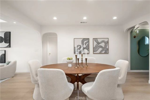 5625 Saint Clair Avenue, Valley Village, CA 91607