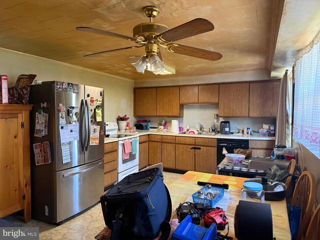 3805 LISBURN RD, Mechanicsburg, PA 17055