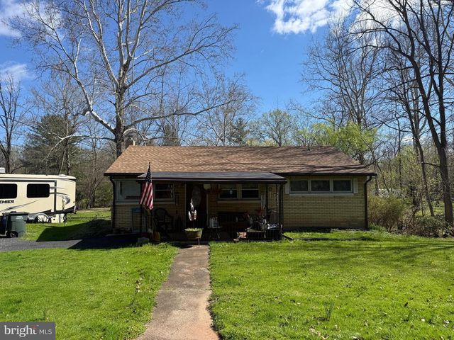 3805 LISBURN RD, Mechanicsburg, PA 17055