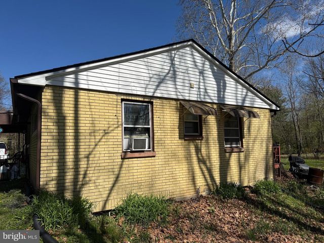 3805 LISBURN RD, Mechanicsburg, PA 17055
