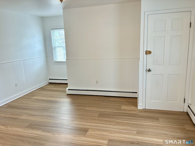 658 Beechmont Avenue, Bridgeport, CT 06606