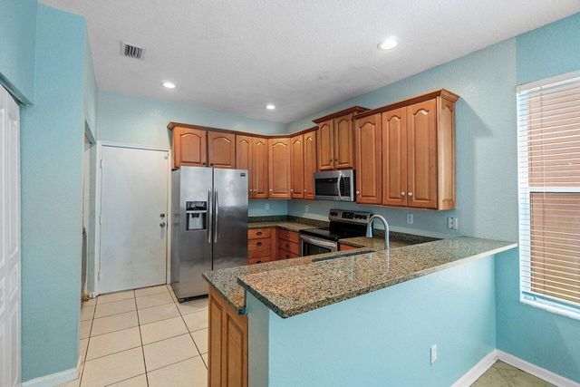 5453 Queenship Court, Greenacres, FL 33463