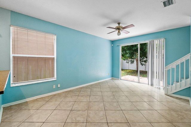 5453 Queenship Court, Greenacres, FL 33463