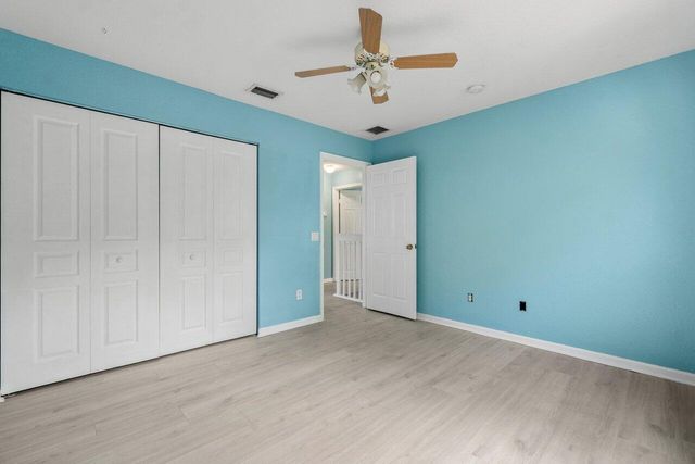 5453 Queenship Court, Greenacres, FL 33463