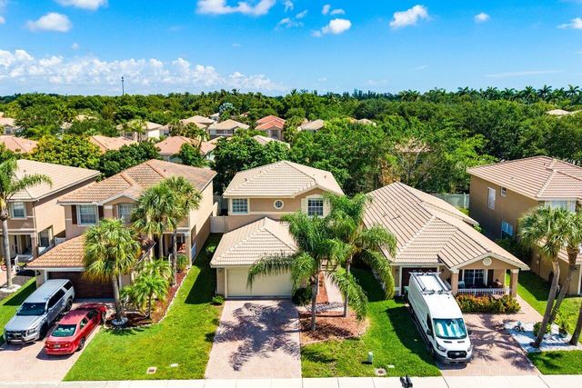 5453 Queenship Court, Greenacres, FL 33463