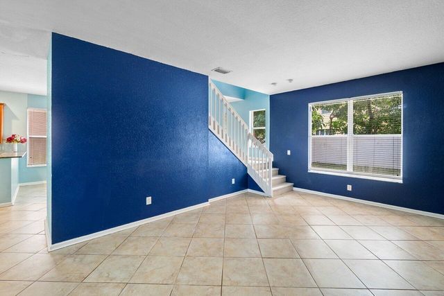 5453 Queenship Court, Greenacres, FL 33463