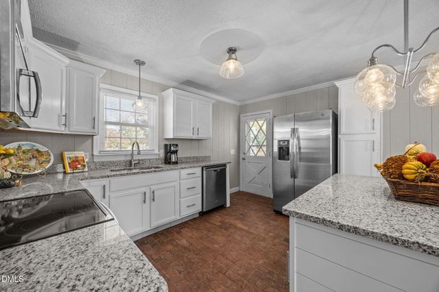 311 Marlowe Drive, Dunn, NC 28334