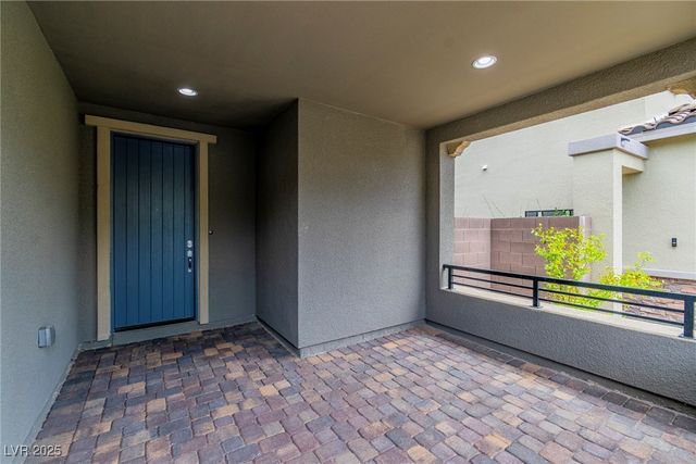 106 Badwater Basin Street, Las Vegas, NV 89138