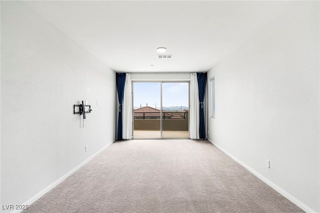 106 Badwater Basin Street, Las Vegas, NV 89138