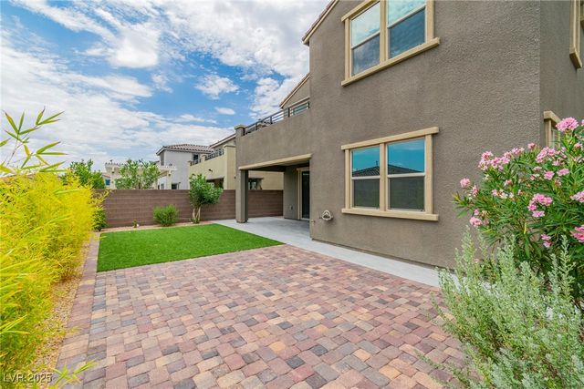 106 Badwater Basin Street, Las Vegas, NV 89138
