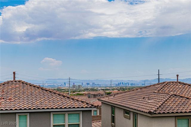 106 Badwater Basin Street, Las Vegas, NV 89138