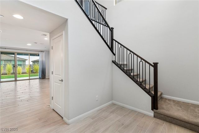 106 Badwater Basin Street, Las Vegas, NV 89138