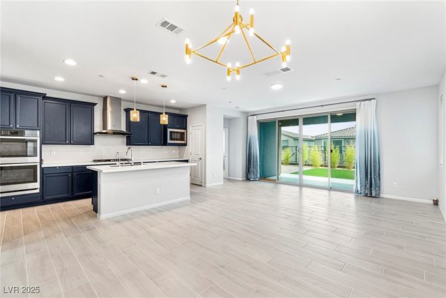 106 Badwater Basin Street, Las Vegas, NV 89138