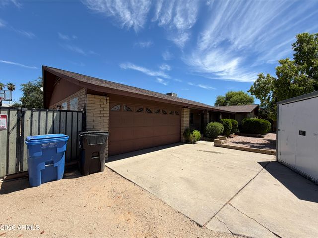 3502 E LARKSPUR Drive, Phoenix, AZ 85032