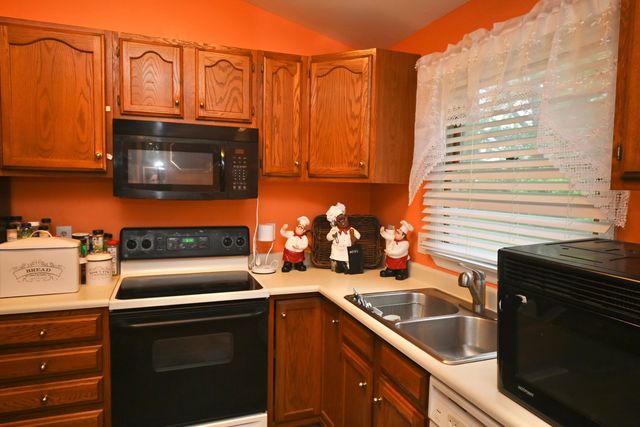 29 W Cobblestone Court, Florence, KY 41042