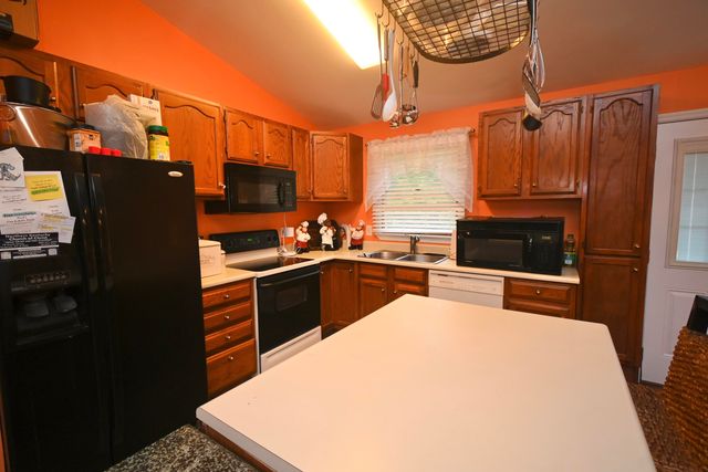 29 W Cobblestone Court, Florence, KY 41042
