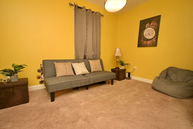 29 W Cobblestone Court, Florence, KY 41042