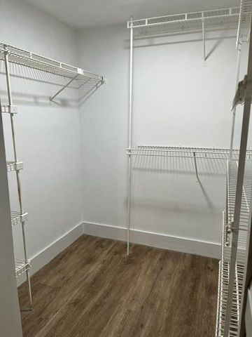 450 Commodore Drive 106, Plantation, FL 33325