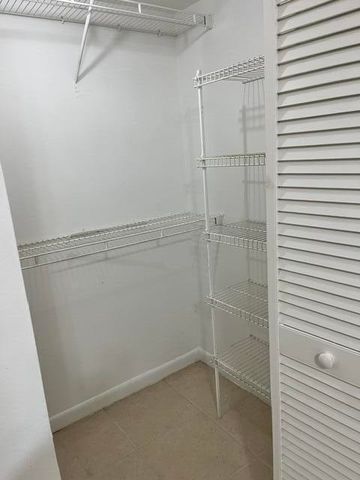450 Commodore Drive 106, Plantation, FL 33325