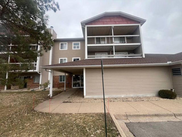 7600 157th Street W 205, Apple Valley, MN 55124