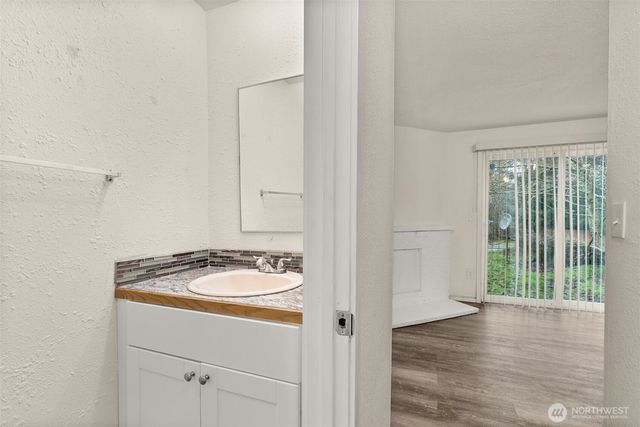 665 Sunset Avenue, Ocean Shores, WA 98569