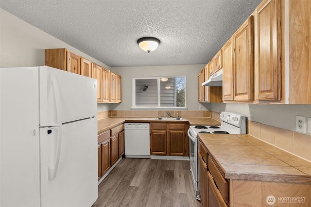 665 Sunset Avenue, Ocean Shores, WA 98569