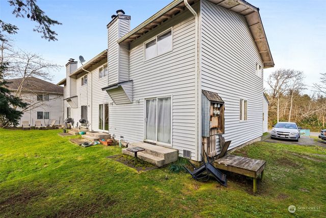 665 Sunset Avenue, Ocean Shores, WA 98569