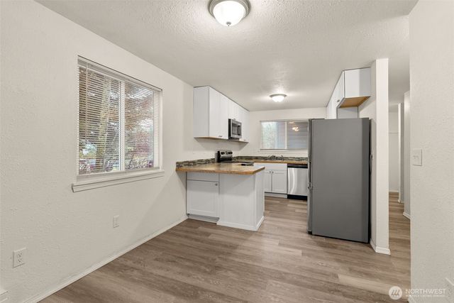 665 Sunset Avenue, Ocean Shores, WA 98569