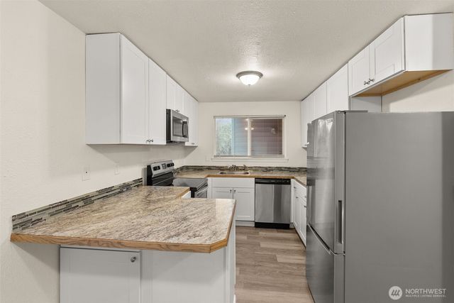 665 Sunset Avenue, Ocean Shores, WA 98569