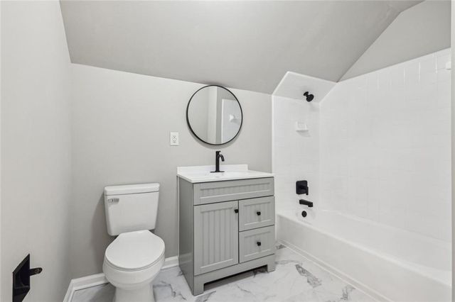 2725 Glendale Drive NE, Conyers, GA 30013