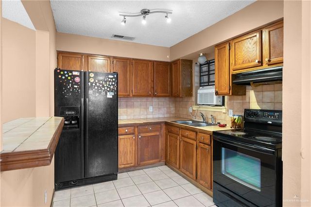 912 Rankin Street, Mission, TX 78572