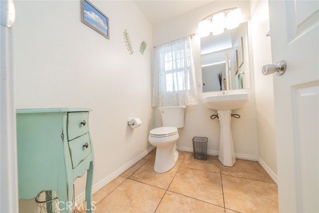 22320 Blue Lupine Cir., Grand Terrace, CA 92313