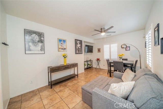 22320 Blue Lupine Cir., Grand Terrace, CA 92313