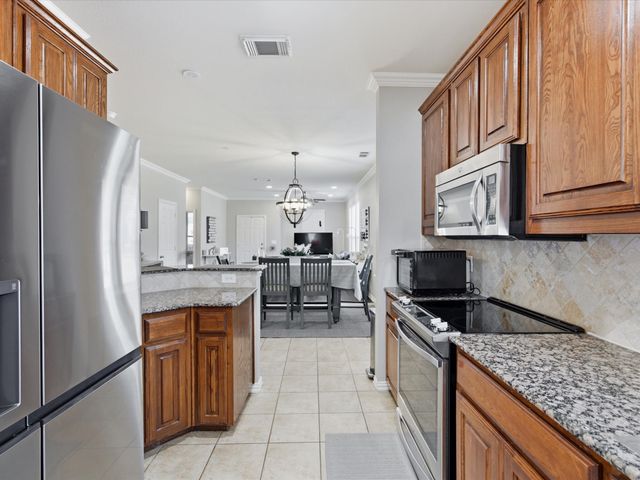 676 S Charles Street, Lewisville, TX 75057
