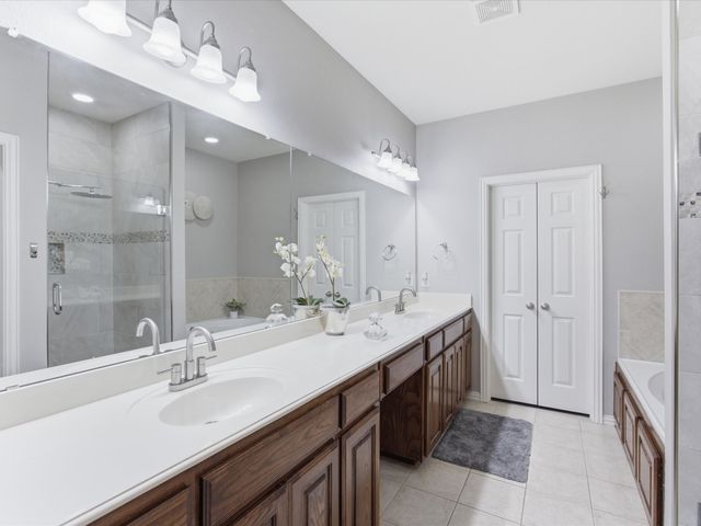 676 S Charles Street, Lewisville, TX 75057