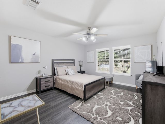 676 S Charles Street, Lewisville, TX 75057