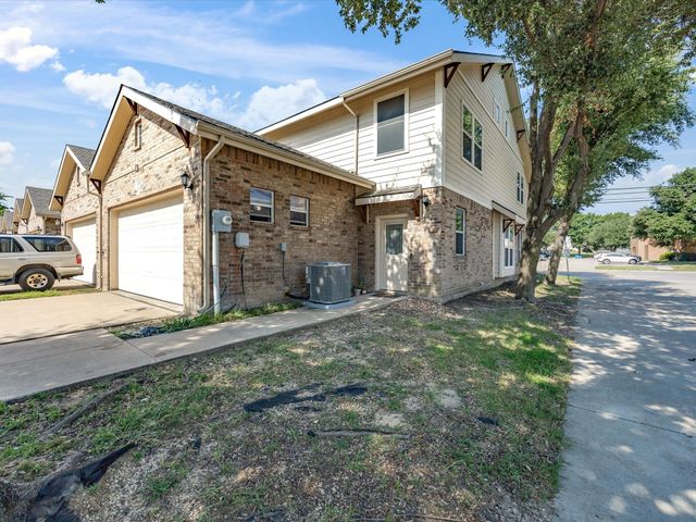 676 S Charles Street, Lewisville, TX 75057
