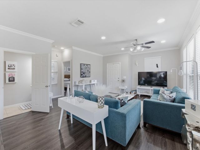 676 S Charles Street, Lewisville, TX 75057