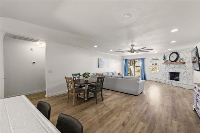 8041 Alta Vista Ln, Citrus Heights, CA 95610