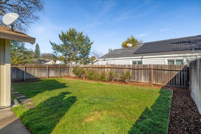 8041 Alta Vista Ln, Citrus Heights, CA 95610