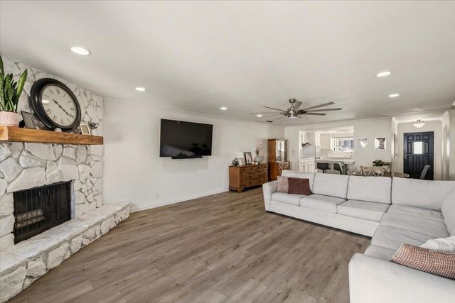 8041 Alta Vista Ln, Citrus Heights, CA 95610