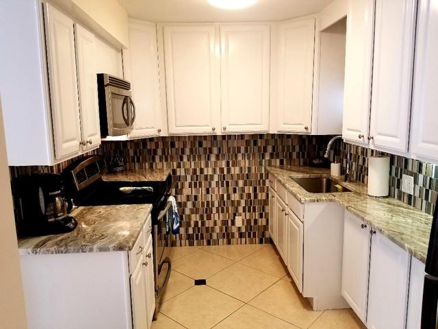 3570 S Ocean Boulevard 807, South Palm Beach, FL 33480