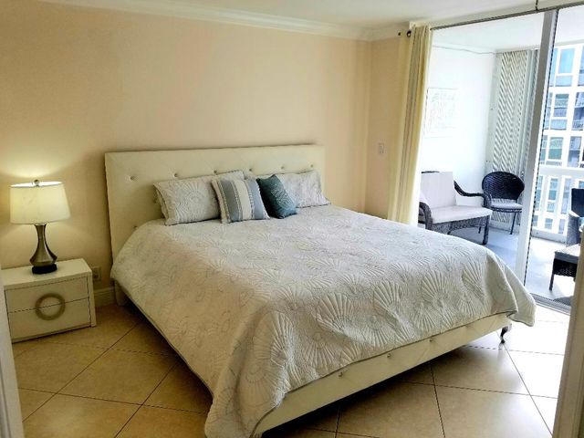 3570 S Ocean Boulevard 807, South Palm Beach, FL 33480